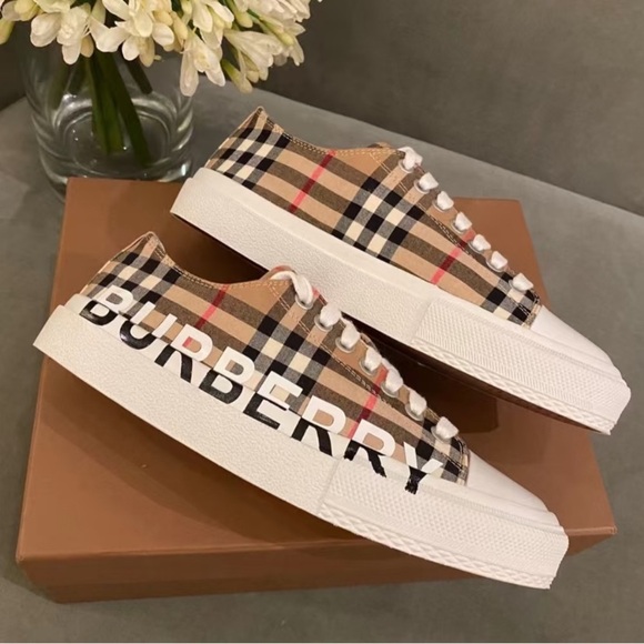Burberry Plaid Canvas Sneakers with White Accents - Picture 3 of 3